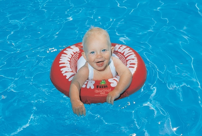 Надувной круг для обучения плаванию SWIMTRAINER “Classic” красный